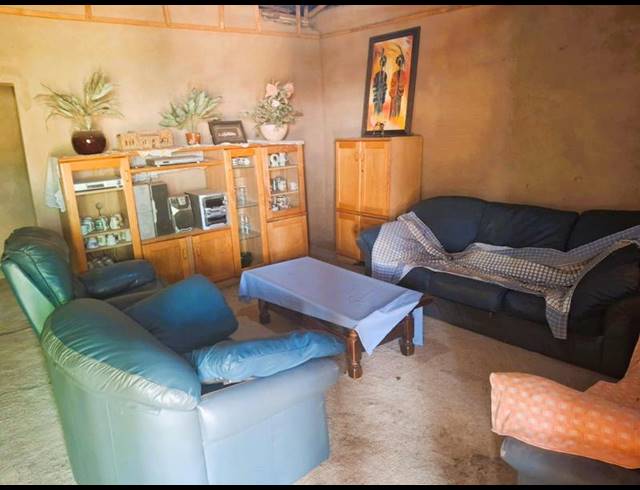 4 BEDROOM HOUSE FOR SALE IN MANKWENG